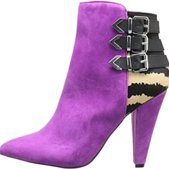 DV by Dolce Vita Women's Fina‎ Bootie Berry Suede Size 6M Heeled Ankle Bo… - Picture 1 of 9